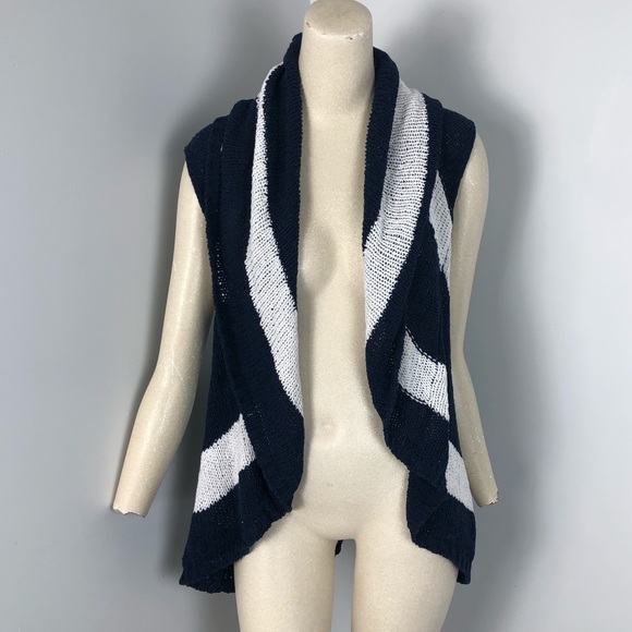 CAbi Sweaters - Cabi Sweater Vest Cardigan Skipper